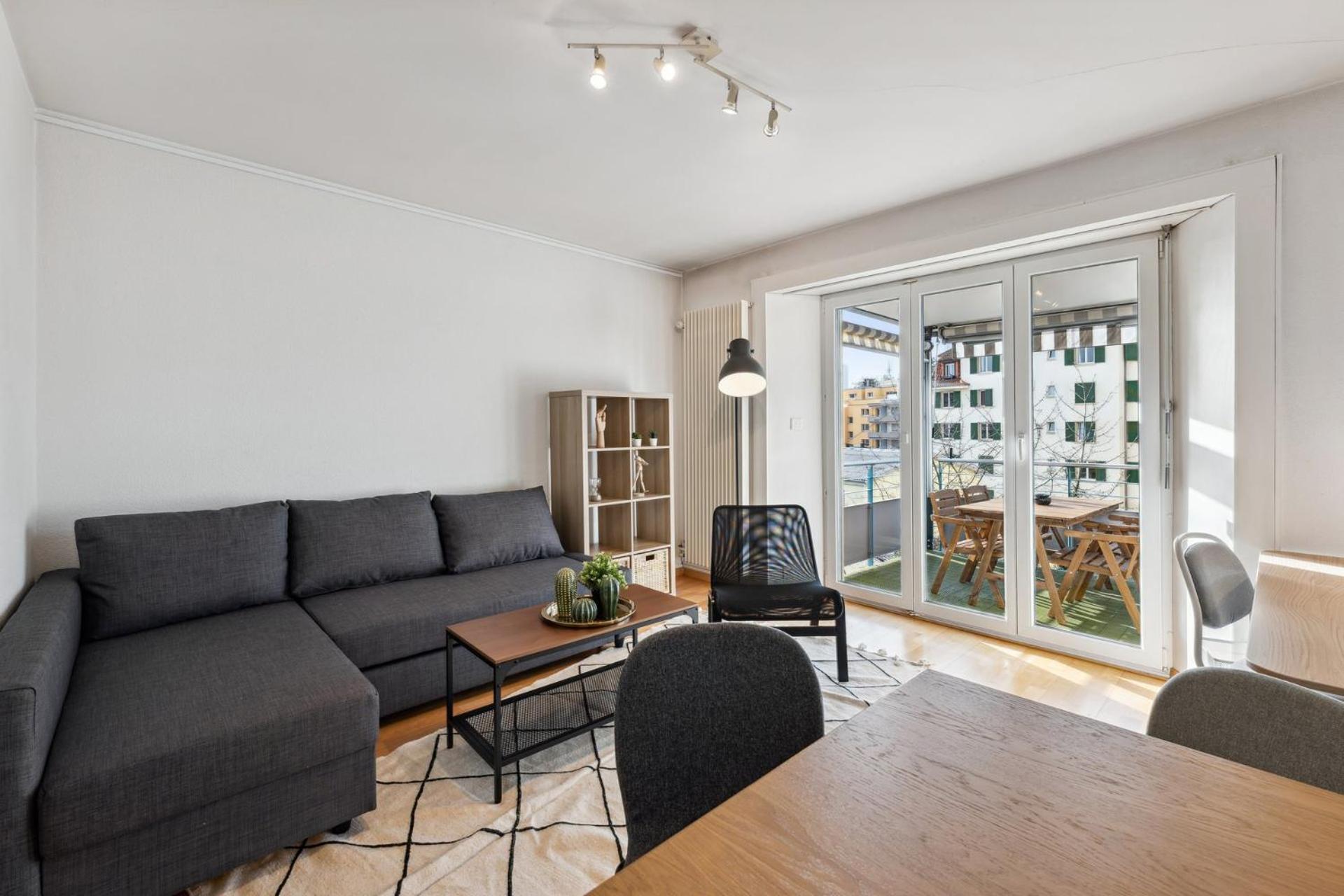 Comfortable Stay In Oerlikon 20 Minutes Away From Zurich Airport Exterior photo